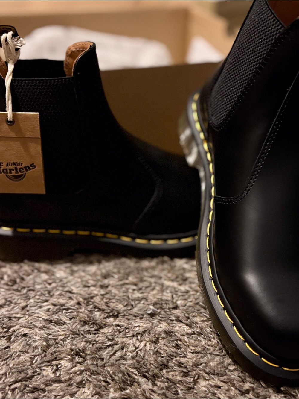 Dr. Martens GRAEME
Analine Leather Chelsea Boots - Picture 3 of 6
